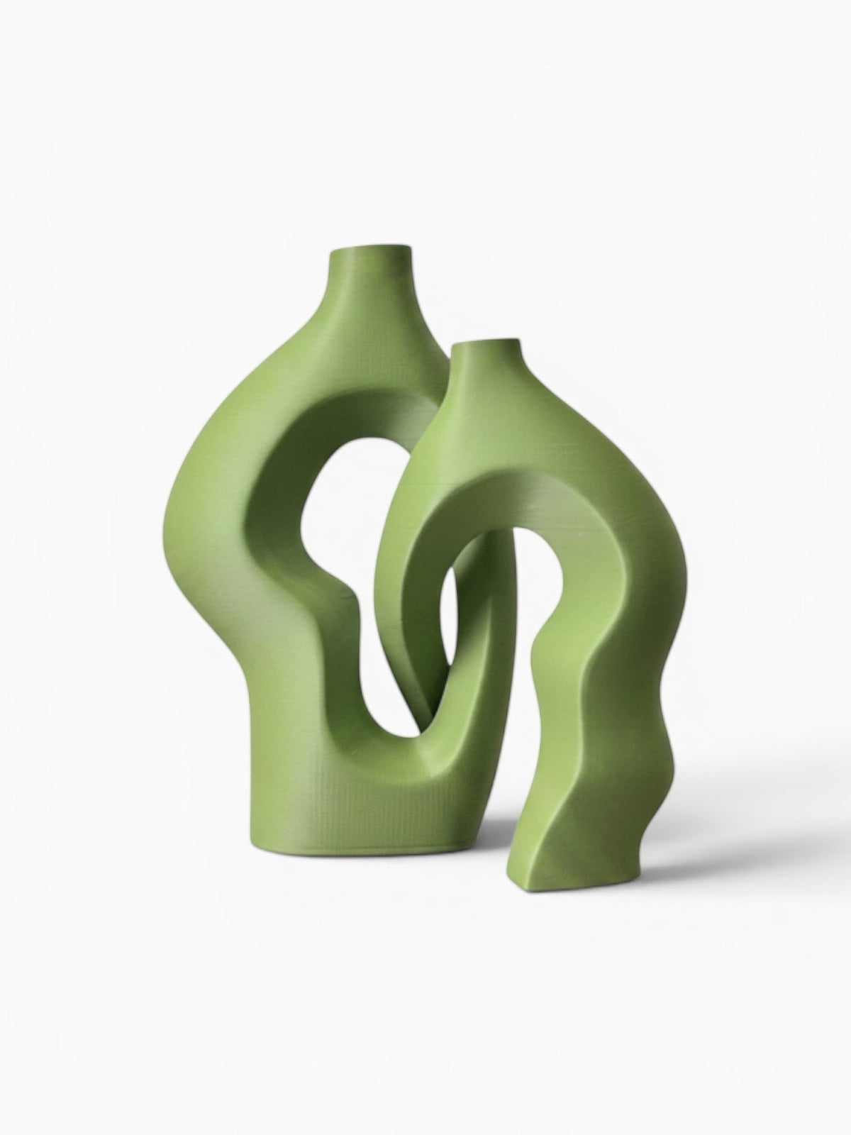 Ensemble de 2 vases artistiques torsadés vert pastel en plastique, parfaits pour la décoration intérieure. Ma boutique.