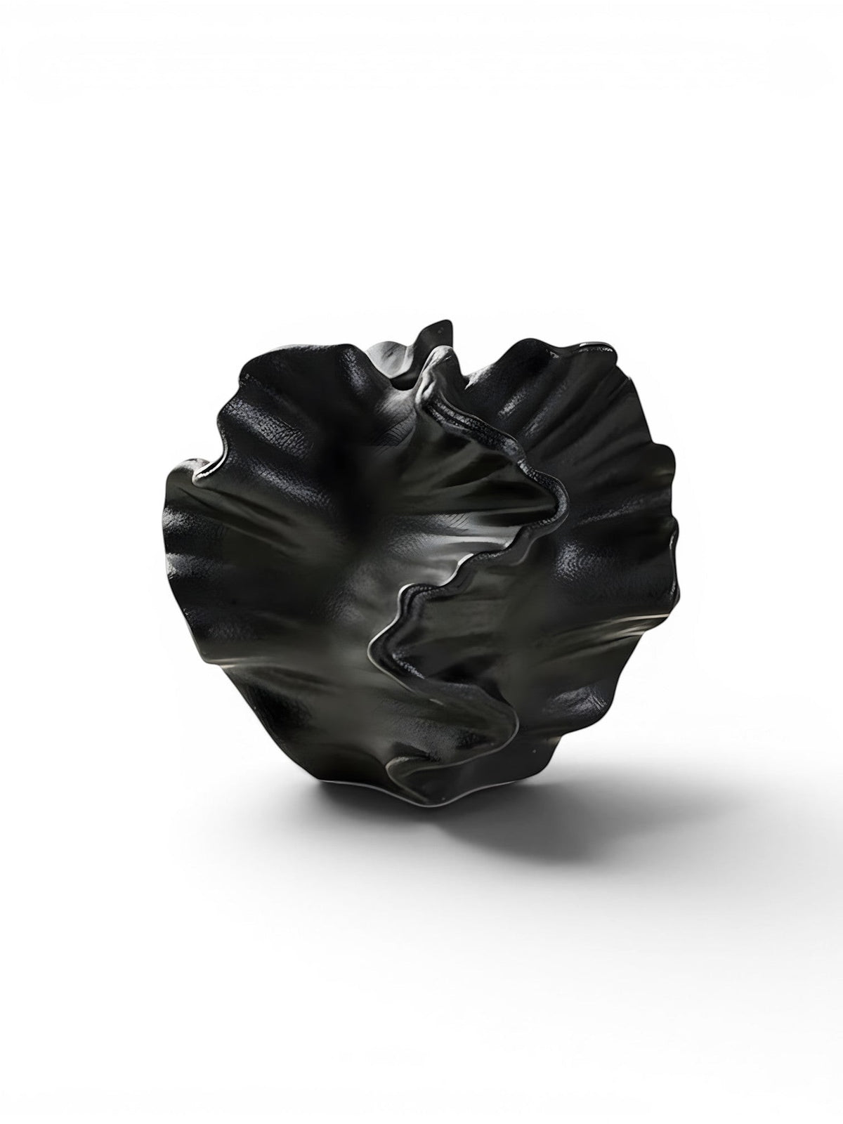 Vase Unique noir sculptural en céramique mate, design organique ondulé, 12,6 cm x 14,4 cm.